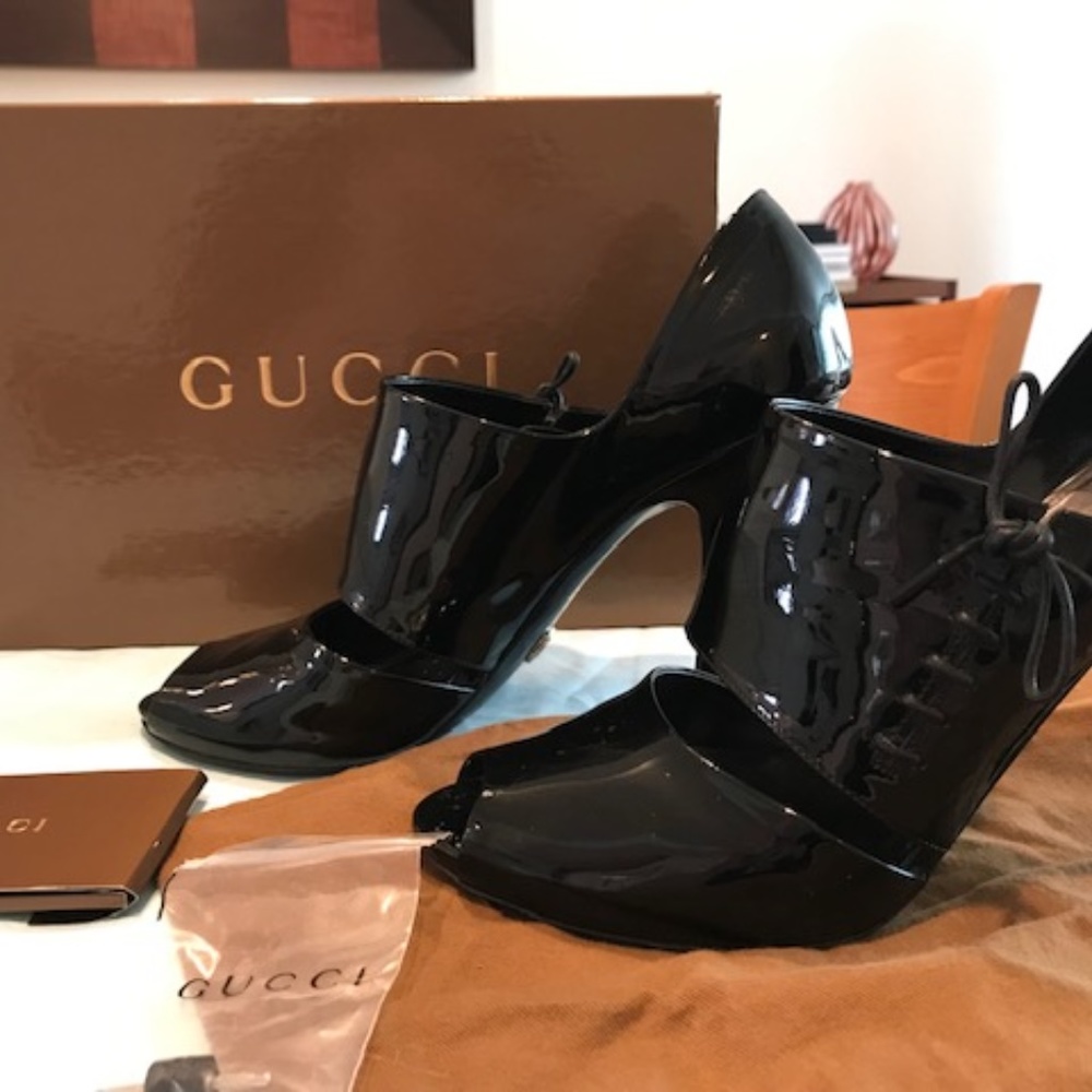 Gucci Stiletto